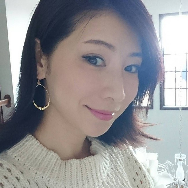 Wanita ini menjadi viral karena wajahnya yang awet muda setelah tampil di sejumlah majalah. Ia pun menjadi ikon kecantikan bagi para wanita paruh baya. Foto: Instagram Masako Mizutani