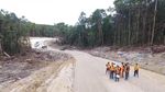 Tembus Hutan dan Bukit, Jalan Trans Papua Barat Sudah Tersambung