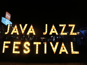 Nonton Siapa di BNI Java Jazz 2018 Hari Kedua?