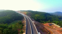 Tol Bakauheni-Terbanggi Besar menjadi yang pertama dioperasikan Presiden Joko Widodo (Jokowi) tahun ini pada Januari lalu. Sisa ruas tol Bakauheni lainnya juga akan dioperasikan pada tahun ini yang ditarget rampung pada bulan Juni. Foto: Dok. PT PP