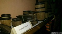 Di 2002 akhirnya usahanya mendapat legalitas. Pemasarannya semula menawarankan produknya secara manual, dengan berkembangnya teknologi Asep Nyere memanfaatkan media sosial.
