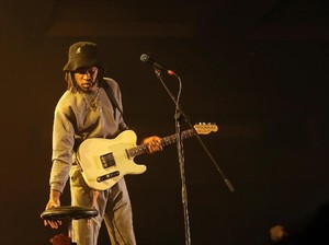 Menyanyi Bersama Daniel Caesar di Special Show BNI Java Jazz Festival 2018