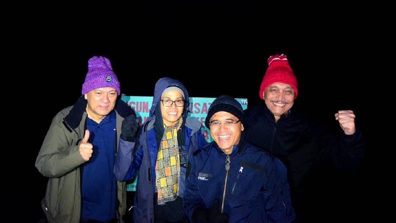 Dikunjungi Tokoh Nasional Gunung Ijen Kian Naik Pamor Dikunjungi Tokoh Nasional Gunung Ijen Kian Naik Pamor