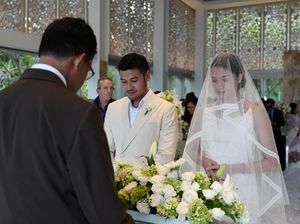 Deretan Selebriti yang Memilih Nikah Diam-diam