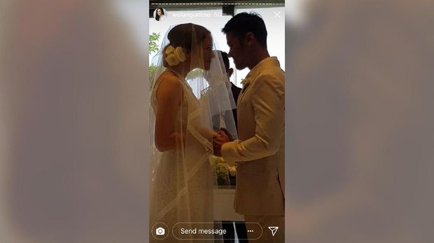 Momen pernikahan Chicco Jerikho dan Putri Marino.