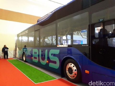 Bus listrik yang bakal diuji coba di Bandara Soetta