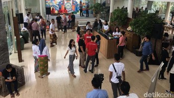 Sedangkan ini tampak lantai pertama di Ke{m}bali. Foto: Agus Tri Haryanto/detikINET