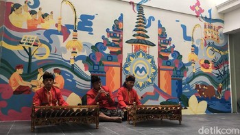 Mural dengan ciri khas Bali. Foto: Agus Tri Haryanto/detikINET