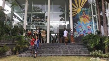 Coworking ini punya gedung utama tiga lantai, belum termasuk lantai dasar. Foto: Agus Tri Haryanto/detikINET