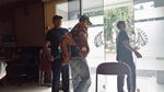 Foto: Ian Bule Luntang-lantung Bawa Anjing Saat Dipindah ke Jakpus
