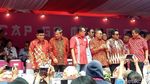 Gaya Puan Naik Kapal Cheng Ho Arungi Lautan Manusia Saat Cap Go Meh