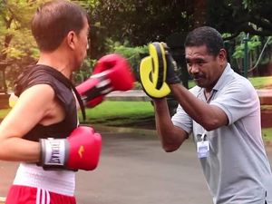 Kesan Pak Abed Latih Presiden Jokowi Tinju: Bapak Cukup Cepat