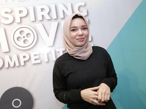 Dewi Sandra Tersentuh dan Kagumi Cara Hijrah Inneke Koesherawati