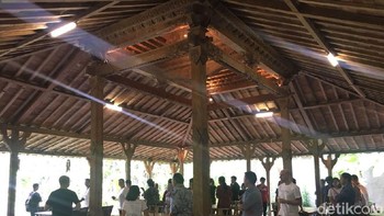 Sudut lain di tempat makan Ke{m}bali. Foto: Agus Tri Haryanto/detikINET