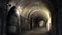 Bunker bernama La Coupole ini dibangun antara tahun 1943 hingga 1944 dan memiliki struktur yang cukup kompleks. Bunker ini juga menjadi ruangan untuk roket V-2 yang menargetkan kota London. Istimewa/Vassil.