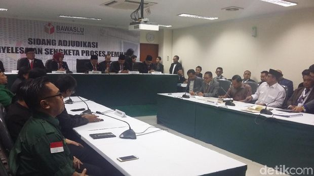 Sidang Putusan Gugatan PBB Terhadap KPU Dimulai