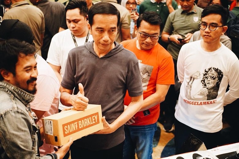 Gibran Pakai Kaos Tenggelamkan, Menteri Susi Merasa Diapresiasi Gibran Pakai Kaos Tenggelamkan, Menteri Susi Merasa Diapresiasi