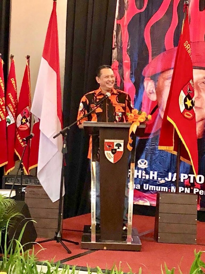 Ketua DPR Ajak Para Srikandi Gabung ke Kancah Politik