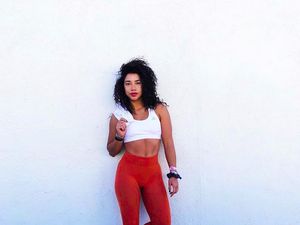 Foto: Hannah Bronfman, DJ Fit dan Seksi yang Doyan Olahraga