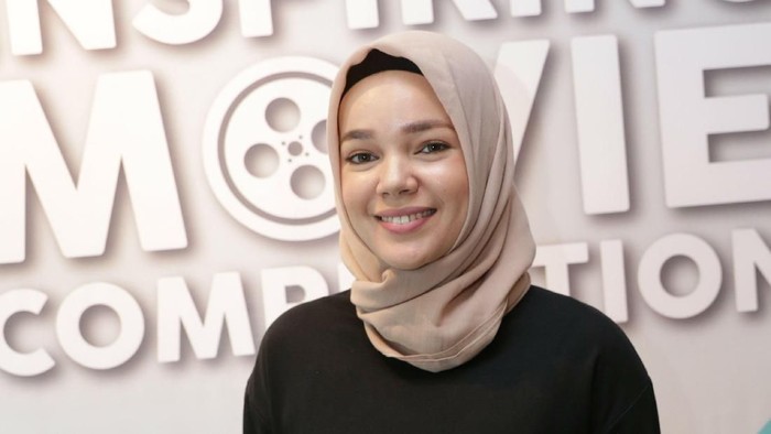 Jika Tak Khatam Al Quran Ramadan Ini Dewi Sandra Masuk Pesantren