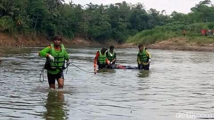 Hilang 2 Hari, Warga Purworejo Ditemukan Mengambang di Sungai