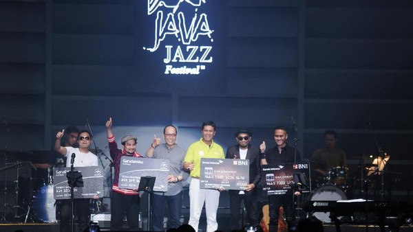 BNI dan Garuda Indonesia Beri Apresiasi Kepada Musisi di Java Jazz Festival