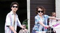 Wah, nggak kalah kece dari Timothee Chalamet kan? (Dok. Instagram/dontcallmeoscar)