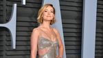 Deretan Wanita Seksi di Oscar 2018
