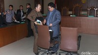 Sidang perkara dugaan perintangan penyidikan Setya Novanto itu akan dilanjutkan ke pemeriksaan saksi.