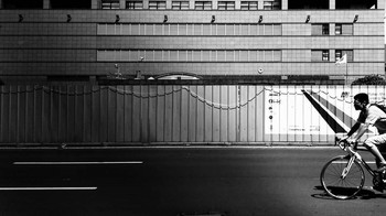 Dalam kesempatan ini Radit membagikan tips memotret hitam putih ciamik. Foto: Raditya Patria