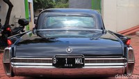 B 1 MKL menjadi pelat nomor yang menempel di mobil eks Bung Karno itu.