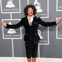 Manpris atau celana capri 3/4 membuat penampilanmu terkesan nanggung. Maunya apa sih? Pakai celana panjang atau pendek sekalian? Selain sudah jadul, manpris membuatmu seperti baru kebanjiran. Celana bermuda akan lebih baik daripada manpris. Foto: istimewa