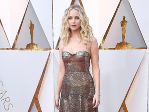Hiii... Tempat Menikah Jennifer Lawrence Dikabarkan Berhantu