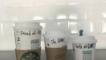 Ini 8 Kisah Kocak Selebriti Hollywood yang Namanya Salah Ditulis Barista Starbucks