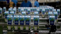 Bahan baku susu dipasok dari peternakan di Babadan.