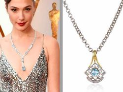 Kecantikan Gal Gadot di Piala Oscar Bikin Netizen Terkesima