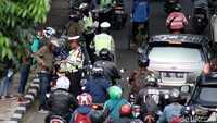 Sejumlah pengendara sepeda motor terjaring razia.