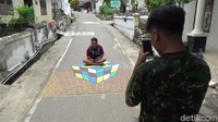 Ketua Karang Taruna Desa Tanjungsari, Kragan, Sakdullah menyebutkan, untuk pembiayaan pihaknya hanya mengandalkan iuran dari anggota karang taruna.