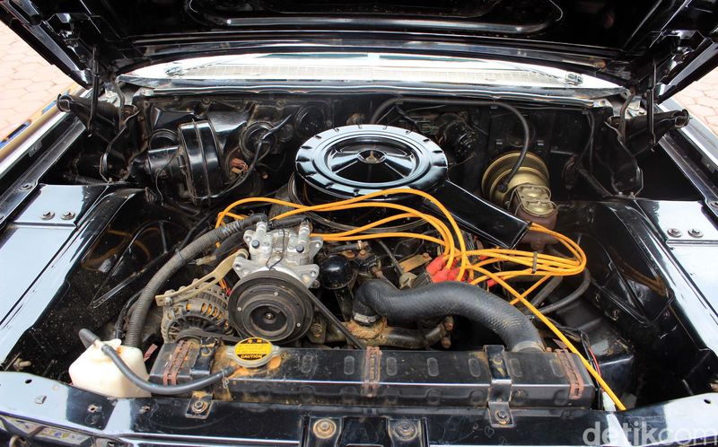 Jimmy Syamsudin menjadi kolektor mobil kuno yang memiliki Cadillac Fleetwood Series 75 Limousine. Limousine ini adalah mobil dinas terakhir Sang Plokamator, Sukarno.
