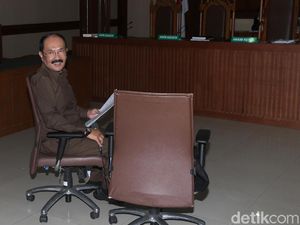 Fredrich Yunadi Tuding Sprindiknya Palsu, KPK: Mengada-ada
