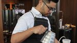 Tak Ada Wifi Tapi Kafe Ini Punya Kopi Terbaik Buat Pencinta Kopi Sejati