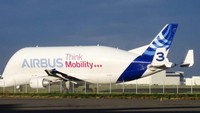 Pihak Airbus rencananya bakal membuat pesawat baru hasil dari pengembangan Beluga Airbus A300-600ST. Pesawat baru bakal diberi nama Beluga XL, berukuran lebih besar serta bisa mendarat di bandara dengan landasan pendek (CNN Travel)