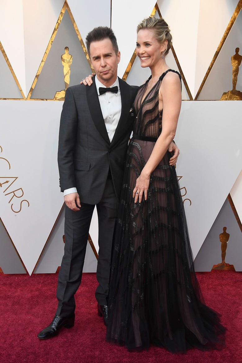 Sam Rockwell datang ke Oscar bersama Leslie Bibb. Foto: Frazer Harrison/Getty Images Sam Rockwell datang ke Oscar bersama Leslie Bibb. Foto: Frazer Harrison/Getty Images