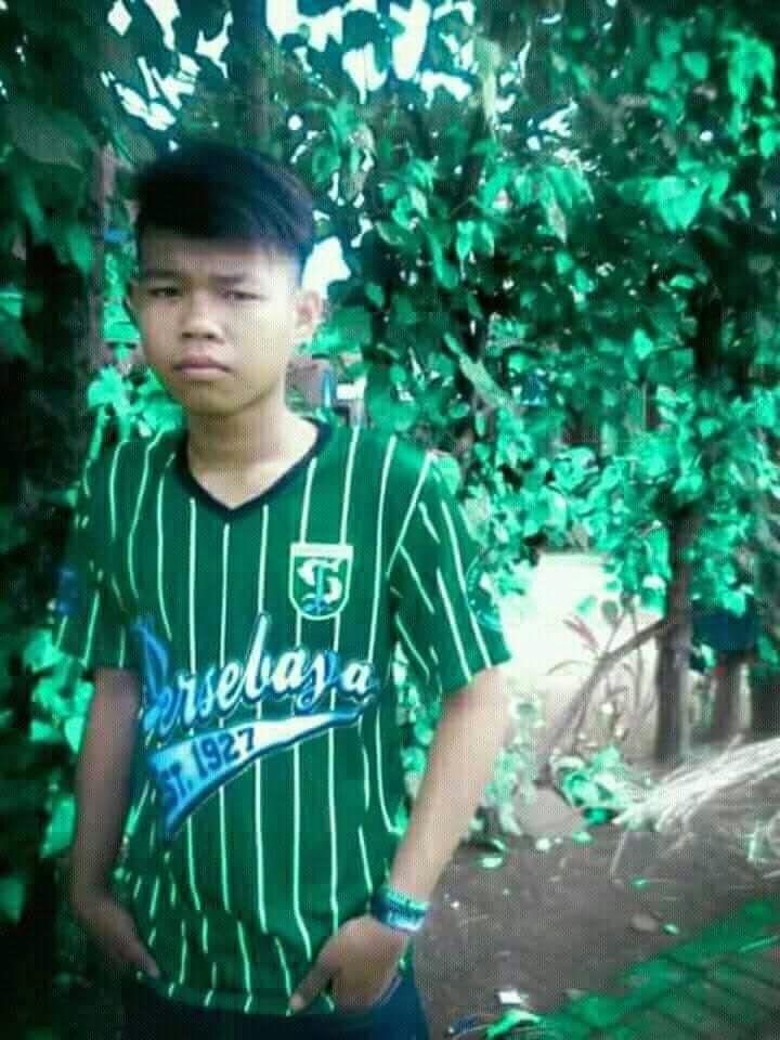 Cerita Sedih di Balik Jersey Persebaya  yang Dikenakan Faizin