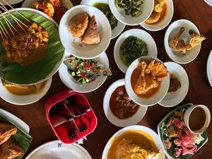 Jualan Nasi Padang Saat Reuni 212, Berapa Untungnya?