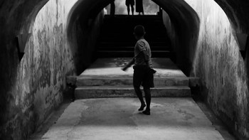 Soal kesulitan membuat foto hitam putih, kata Radit, itu hal relatif. Foto: Raditya Patria