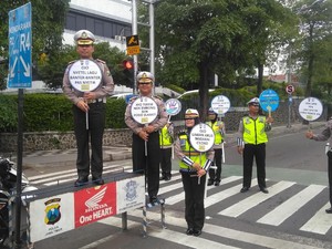 Hari Pertama Operasi Keselamatan, Polisi: Ayo Tertib Nok Embong