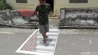 Wasilul, salah satu kreator gambar 3d mengaku inspirasi menggambar tersebut didapatkannya dari sebuah kampung di Depok yang terlebih dahulu membuat kampung 3D. Ia pun mulai belajar membuat gambar 3D melalui internet.
