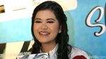 Senyum Manis si Bumil Kahiyang Ayu