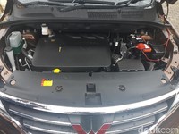 Seberapa Nyaman Mengendarai MPV China Wuling Cortez?